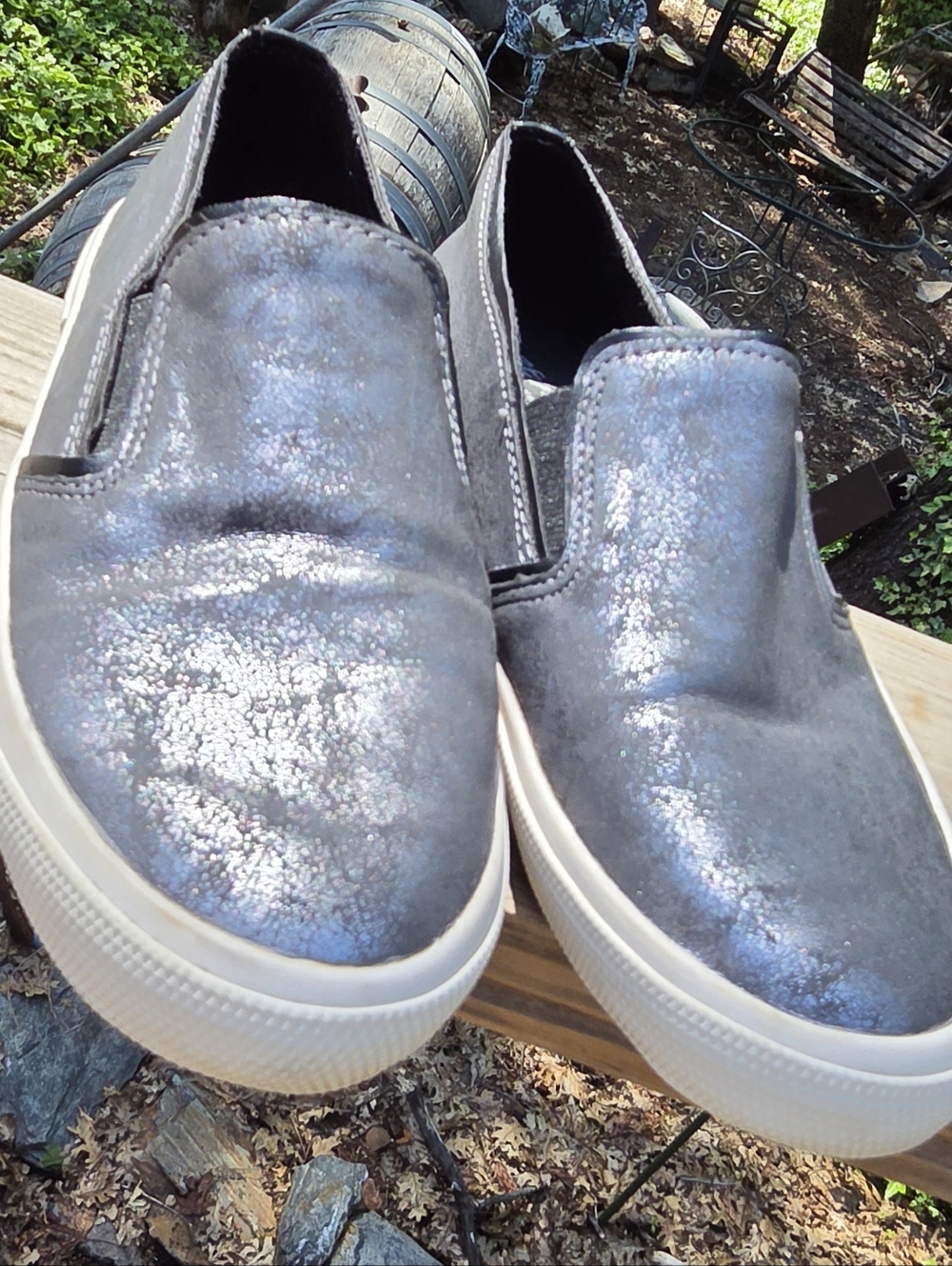 Kenneth Cole Reaction Metallic Silver Slip-On Sneakers Sz7 - Picture 9 of 10